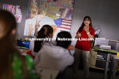 Zahraa Rida speaks to a classroom of immigrants and refugees at the Center for People about healthy 