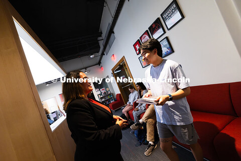 Mari Beck welcomes Jimmy Truong to the Center for Academic Success and Transition. Beck is an academ
