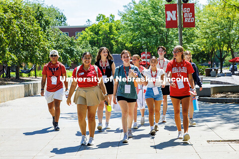 An NSE group, led by senior, Jenny Castor, walk from Selleck to their next destination outside City 