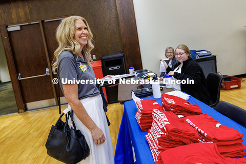 Shelley Zaborowski, Associate Director of the Alumni Association, checks in to donate blood during H
