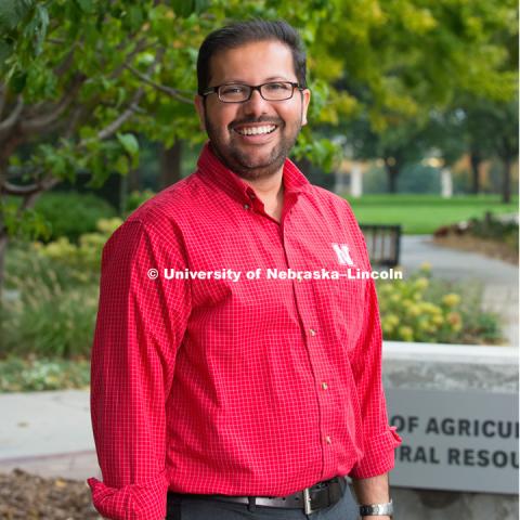 Deepak Keshwani, associate professor of Biological Systems Engineering. College of Agricultural Sciences and Natural Resources. October 3, 2017. Photo by Greg Nathan, University Communication Photography.