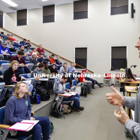 Curtis Tomasevicz, former Husker football player, Gold medal Olympic bobsledder and Lecturer in Electrical and Computer Engineering teaches his ECEN 122 - Introduction to Electrical Engineering II in Walter Scott hall. February 5, 2018. Photo by Craig