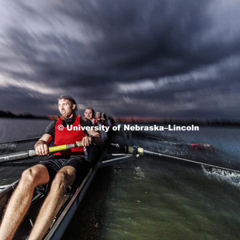 Nebraska Crew practice at Branched Oak Lake. October 18, 2018. Photo by Craig Chandler / University Communication.