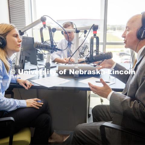 Yeutter Institute director Jill O’Donnell inteviews Nebraska Governor Pete Ricketts for the Institute's initial podcast on trade.  August 6, 2019. Photo by Craig Chandler / University Communication