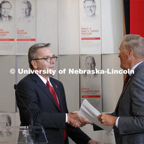 Chancellor Ronnie Green greets Kiewit CEO Bruce Grewcock to announcement the naming of Kiewit Hall, the new College of Engineering building on the UNL campus. September 16, 2019.  Photo by Craig Chandler / University Communication.