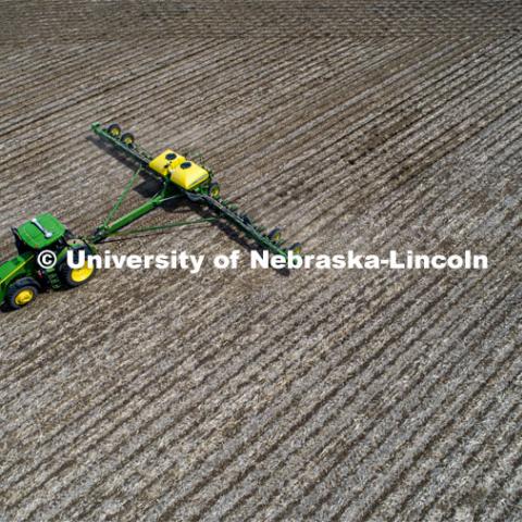 Cody Behrends of Cortland, NE, plants corn east of Panama, NE, Monday afternoon. April 27, 2020. Photo by Craig Chandler / University Communication.