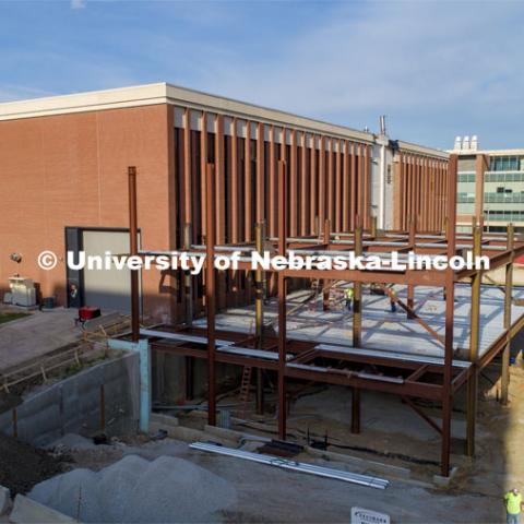 The steel skeleton goes up for the Engineering Phase 1 construction to replace the Link. Work continues on the $75 million phase one renovation and expansion of the University of Nebraska–Lincoln’s College of Engineering. The project will create and update spaces in the Scott Engineering Center and the Link, a 34-year-old structure that connected the Scott building to Nebraska Hall. When complete, the updated facilities will benefit students, faculty and research. June 26, 2020. Photo by Craig Chandler / University Communication.