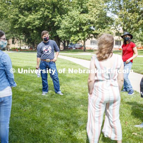 CASNR Launch for new students included a walking tour of East Campus with multiple stops to learn about majors, programs and points of interest like the Dairy Store. August 20, 2020. Photo by Craig Chandler / University Communication.