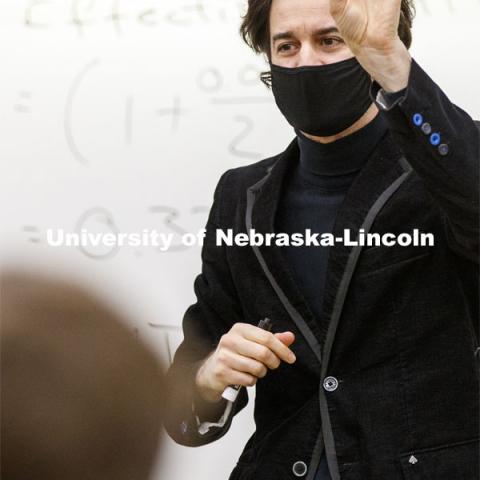 Roberto Stein teaches FINA 475 - Strategic Financial Management. February 2, 2021. Photo by Craig Chandler / University Communication.