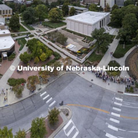 Students lining up for Yung Gravy concert filled the sidewalks from the Lied Center to the Nebraska Union. Homecoming Concert. September 30, 2021. Photo by Craig Chandler / University Communication.