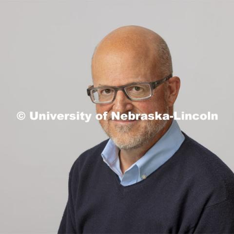 Studio portrait of Rick Endacott, Professor and Associate Director, Johnny Carson School of Theatre and Film. Hixson-Lied College of Fine and Performing Arts. October 28, 2021. Photo by Craig Chandler / University Communication.