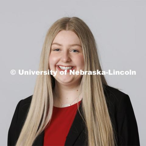 Studio portrait of Shaeley Wiese, ASEM New Student Enrollment Orientation Leaders. December 10, 2021. Photo by Craig Chandler / University Communication. 