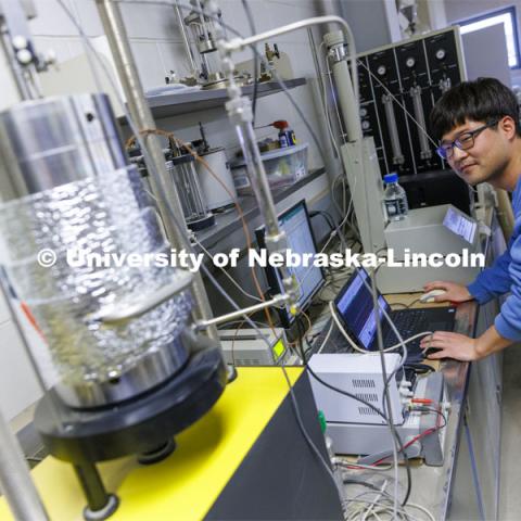 College of Engineering photo shoot at Peter Kiewit Institute in Omaha. April 5, 2022. Photo by Craig Chandler / University Communication.