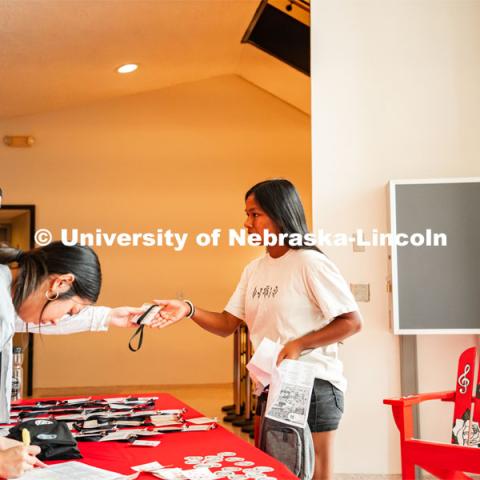 First Husker, Emerging Leader and CAST power programs filled the week before classes began for new students to become acquainted with college life. August 14, 2022. Photo by Jonah Tran for University Communication