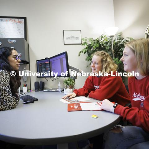 College of Arts and Sciences advising photo shoot. October 19, 2022. Photo by Craig Chandler / University Communication.