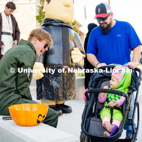 The university hosted a public Trick-or-Treat event in the Nebraska Union and at the chapter houses on Greek row. Greek Street Trick or Treat. October 28, 2022. Photo by Jonah Tran / University Communication.