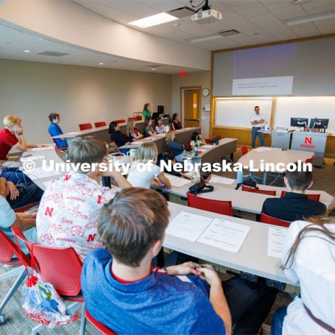 State Auditor Craig Kubicek discusses ways to detect fraud during the College of Business high school pre-college program called Discover Accounting. June 2, 2023. Photo by Craig Chandler / University Communication.