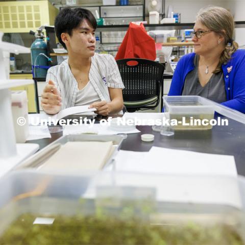 Bui Vu discusses research with Kristi Montooth. University of Nebraska-Lincoln’s “STEM-POWER Research Program: Empowering students from the start with Purpose, Ownership, and Well-being as they Engage in research Relationships”. June 28, 2023. Photo by Craig Chandler / University Communication.