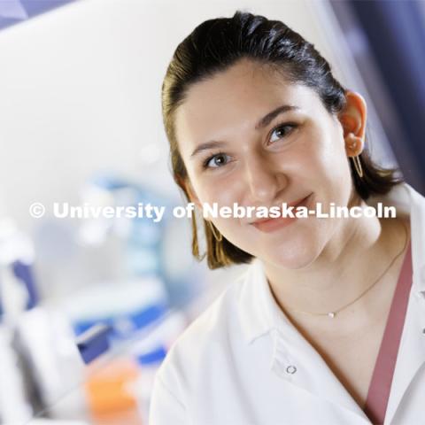 Vanessa Whitmore, a graduate student who is UNL’s first National GEM Consortium fellow, works in her Nebraska Food Innovation Center lab. August 22, 2023. Photo by Craig Chandler / University Communication.