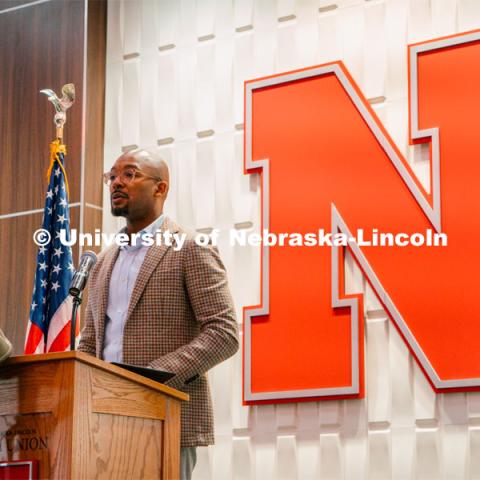 Vice Chancellor Marco Barker begins reading names at the National Roll Call. November 11, 2023. Photo by Matthew Strasburger / University Communication.