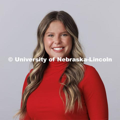 Studio portrait of Tenley Kozal, New Student Enrollment Orientation Leaders. December 11, 2023. Photo by Craig Chandler / University Communication and Marketing.